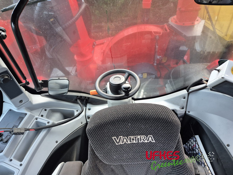Трактор Valtra T 234 Direct TwinTrac: снимка 11