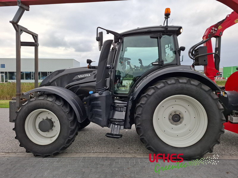 Valtra T 234 Direct TwinTrac - Трактор: снимка 2 Valtra T 234 Direct TwinTrac - Трактор: снимка 2