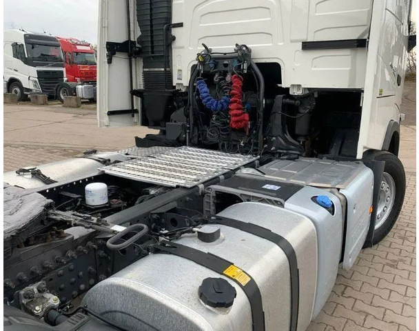 Volvo FH 460 Globetrotter 4x2 | Leasing - Влекач: снимка 5 Volvo FH 460 Globetrotter 4x2 | Leasing - Влекач: снимка 5