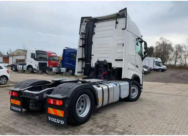 Volvo FH 460 Globetrotter 4x2 | Leasing - Влекач: снимка 4 Volvo FH 460 Globetrotter 4x2 | Leasing - Влекач: снимка 4