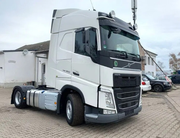 Volvo FH 460 Globetrotter 4x2 | Leasing - Влекач: снимка 3 Volvo FH 460 Globetrotter 4x2 | Leasing - Влекач: снимка 3