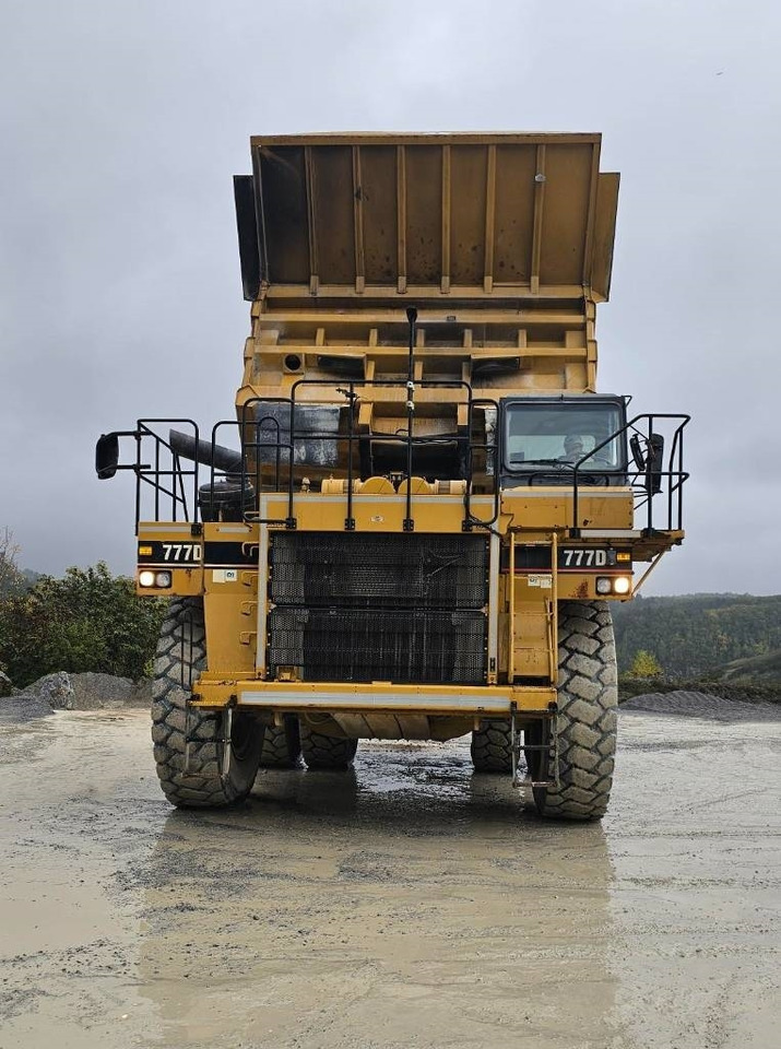 CAT 777 D - Кариерен самосвал: снимка 3 CAT 777 D - Кариерен самосвал: снимка 3