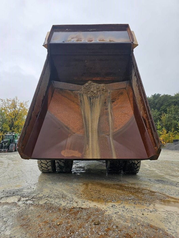 CAT 777 D - Кариерен самосвал: снимка 5 CAT 777 D - Кариерен самосвал: снимка 5