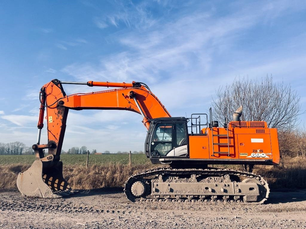 Hitachi ZX 690 LC H-6 ZX690LCR-6 - Верижен багер: снимка 1 Hitachi ZX 690 LC H-6 ZX690LCR-6 - Верижен багер: снимка 1