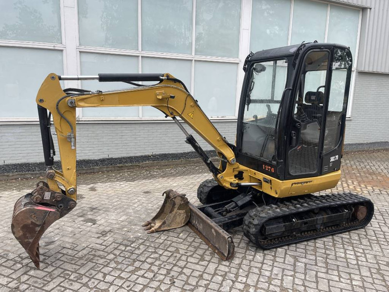 Cat 302.7 D CR 2020 CE - Мини багер: снимка 2 Cat 302.7 D CR 2020 CE - Мини багер: снимка 2