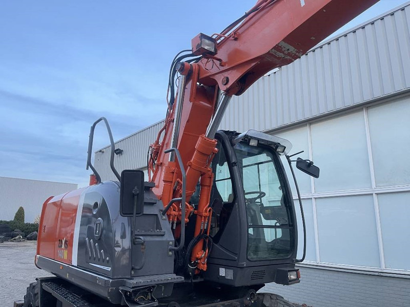 Колесен багер Hitachi ZX 140 W-3: снимка 19 Колесен багер Hitachi ZX 140 W-3: снимка 19