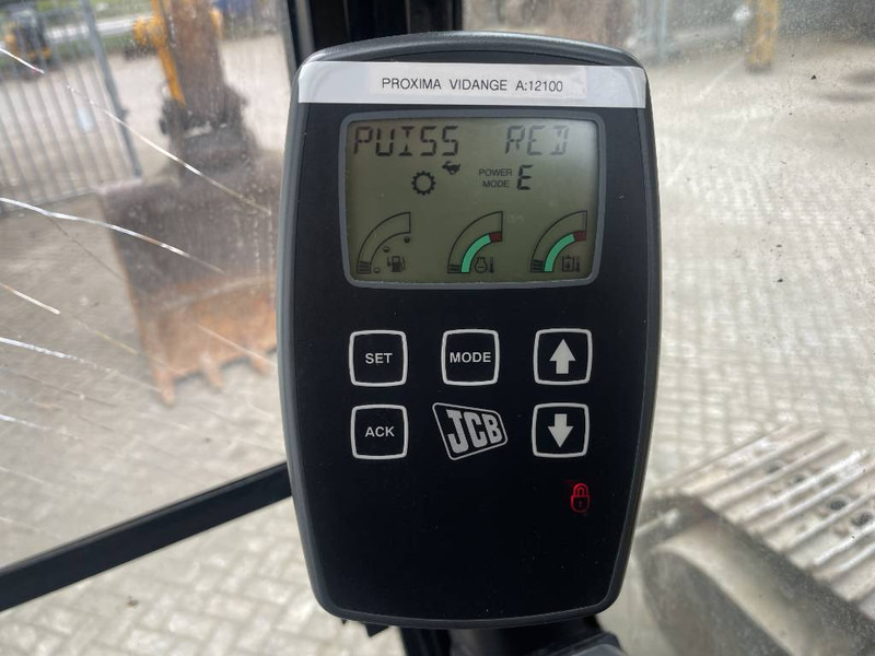 Верижен багер JCB JS 220 N LC 2012 CE: снимка 14