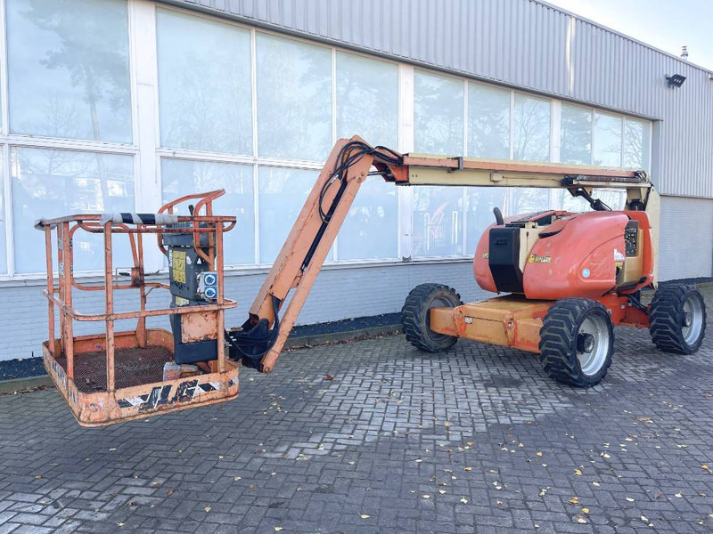 JLG 600 AJ - Телескопична платформа: снимка 5 JLG 600 AJ - Телескопична платформа: снимка 5