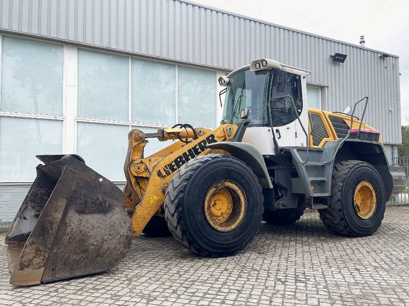 Liebherr L550 - Колесен товарач: снимка 1 Liebherr L550 - Колесен товарач: снимка 1