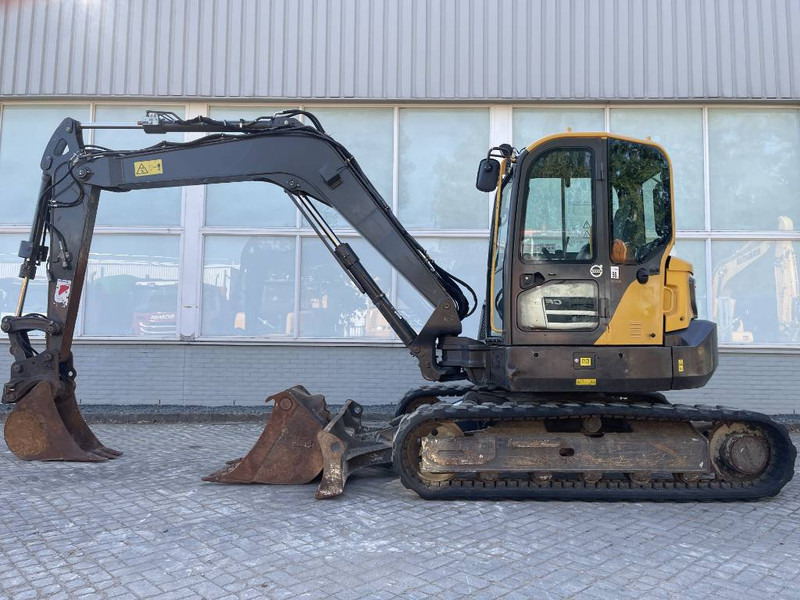 Volvo ECR 88 D 2016 CE - Мини багер: снимка 1 Volvo ECR 88 D 2016 CE - Мини багер: снимка 1