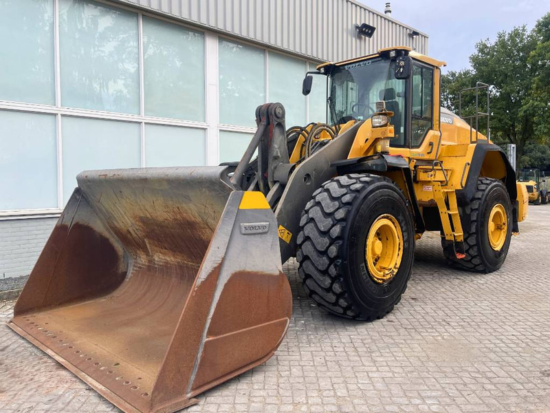 Volvo L 180 H 2015 - Колесен товарач: снимка 1 Volvo L 180 H 2015 - Колесен товарач: снимка 1