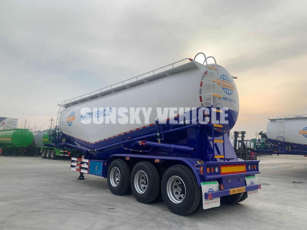 SUNSKY bulk cement trailer - Полуремарке цистерна: снимка 4 SUNSKY bulk cement trailer - Полуремарке цистерна: снимка 4