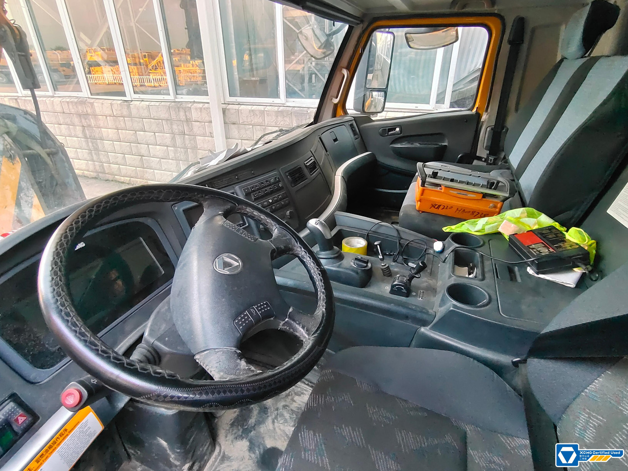 XCMG 1200ton QAY1200 used hydraulic all terrain crane - Кран за всякакви терени: снимка 2 XCMG 1200ton QAY1200 used hydraulic all terrain crane - Кран за всякакви терени: снимка 2