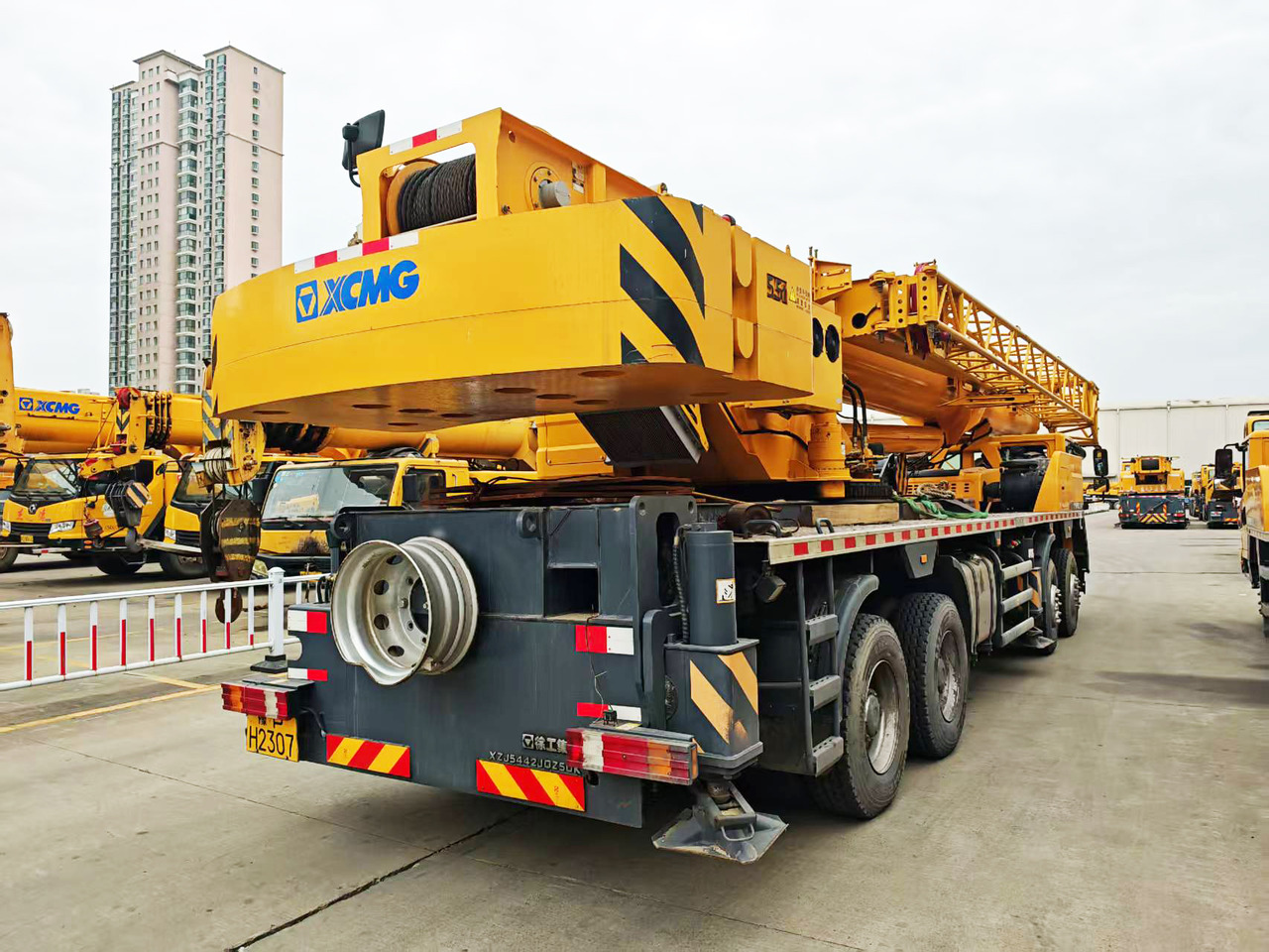 XCMG Factory Second Hand 50 Ton Mobile Crane QY50K5C_1 Hydraulic Arm Crane For Trucks - Автокран: снимка 4 XCMG Factory Second Hand 50 Ton Mobile Crane QY50K5C_1 Hydraulic Arm Crane For Trucks - Автокран: снимка 4