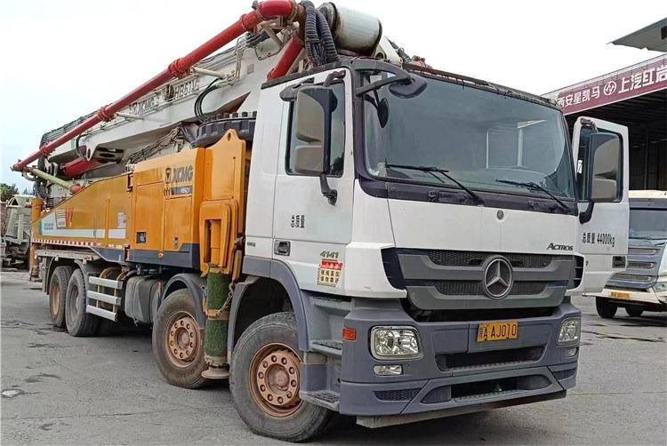 XCMG Hb62V Euro 5 2019 Year Second Hand Truck-Mounted Concrete Pump Truck - Бетон помпа: снимка 2 XCMG Hb62V Euro 5 2019 Year Second Hand Truck-Mounted Concrete Pump Truck - Бетон помпа: снимка 2