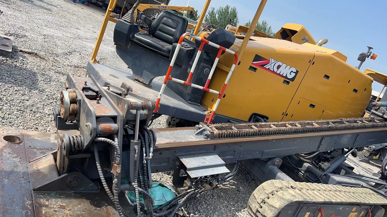 XCMG Manufacturer Second Hand Mini Horizontal Directional Drilling Machine XZ200 HDD Drilling Rig Price - Машина за хоризонтално-насочено сондиране: снимка 3 XCMG Manufacturer Second Hand Mini Horizontal Directional Drilling Machine XZ200 HDD Drilling Rig Price - Машина за хоризонтално-насочено сондиране: снимка 3
