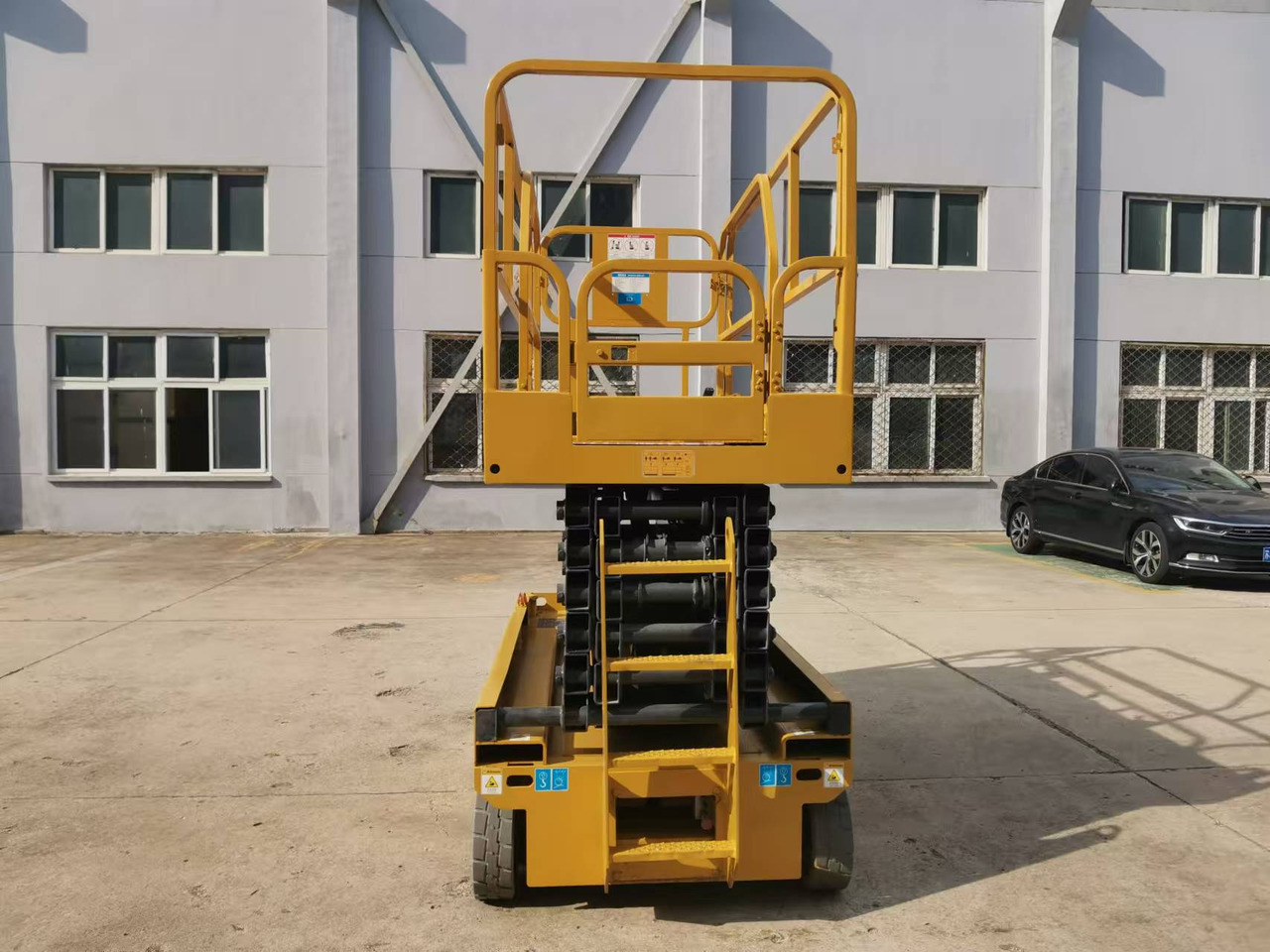 XCMG Official 12m Used Self Propelled Scissor Lift GTJZ1212 Aerial Work Platforms For Sale - Ножична работна платформа: снимка 2 XCMG Official 12m Used Self Propelled Scissor Lift GTJZ1212 Aerial Work Platforms For Sale - Ножична работна платформа: снимка 2