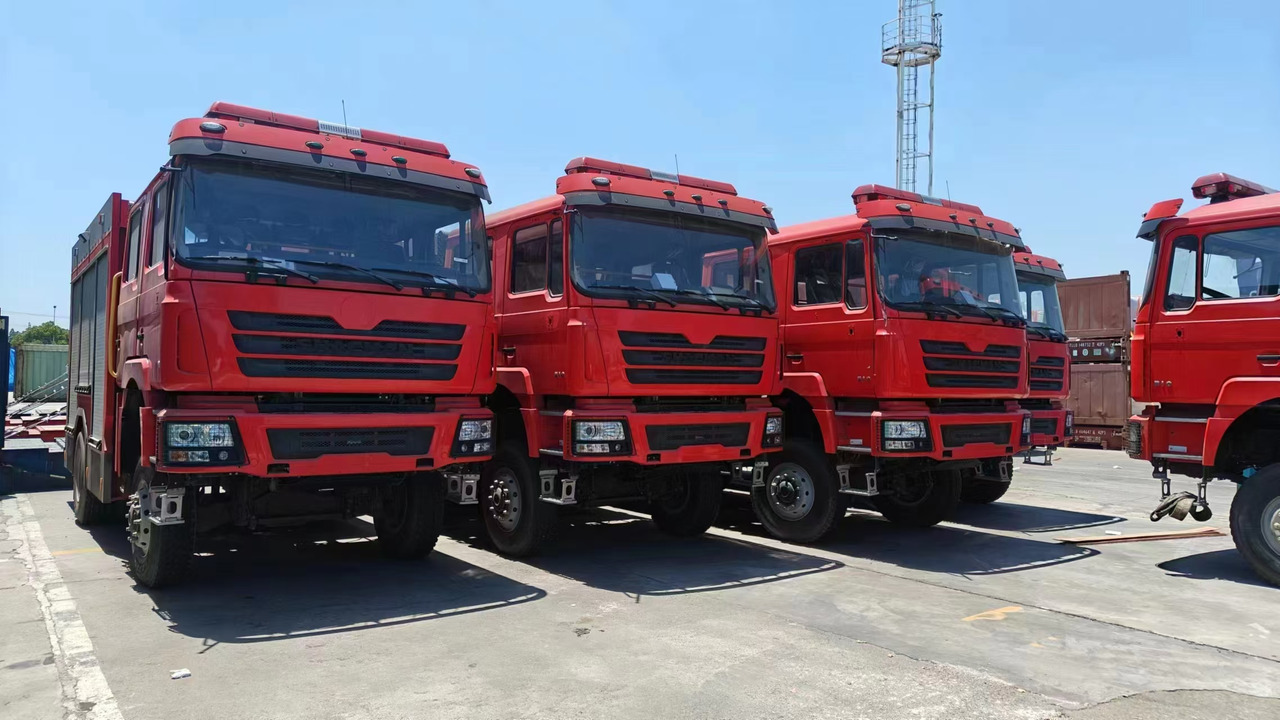 XCMG Official 2024 Year Used Fire Fighting Truck YZR5110 China Water Tank Fire Rescue Truck For Sale - Пожарна кола: снимка 3 XCMG Official 2024 Year Used Fire Fighting Truck YZR5110 China Water Tank Fire Rescue Truck For Sale - Пожарна кола: снимка 3
