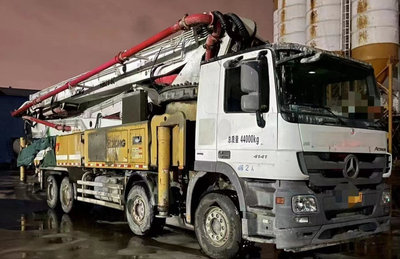 XCMG Official Hb58V Concrete Machinery 2019 Used 58m Concrete Pump Truck for Sale - Бетон помпа: снимка 1 XCMG Official Hb58V Concrete Machinery 2019 Used 58m Concrete Pump Truck for Sale - Бетон помпа: снимка 1