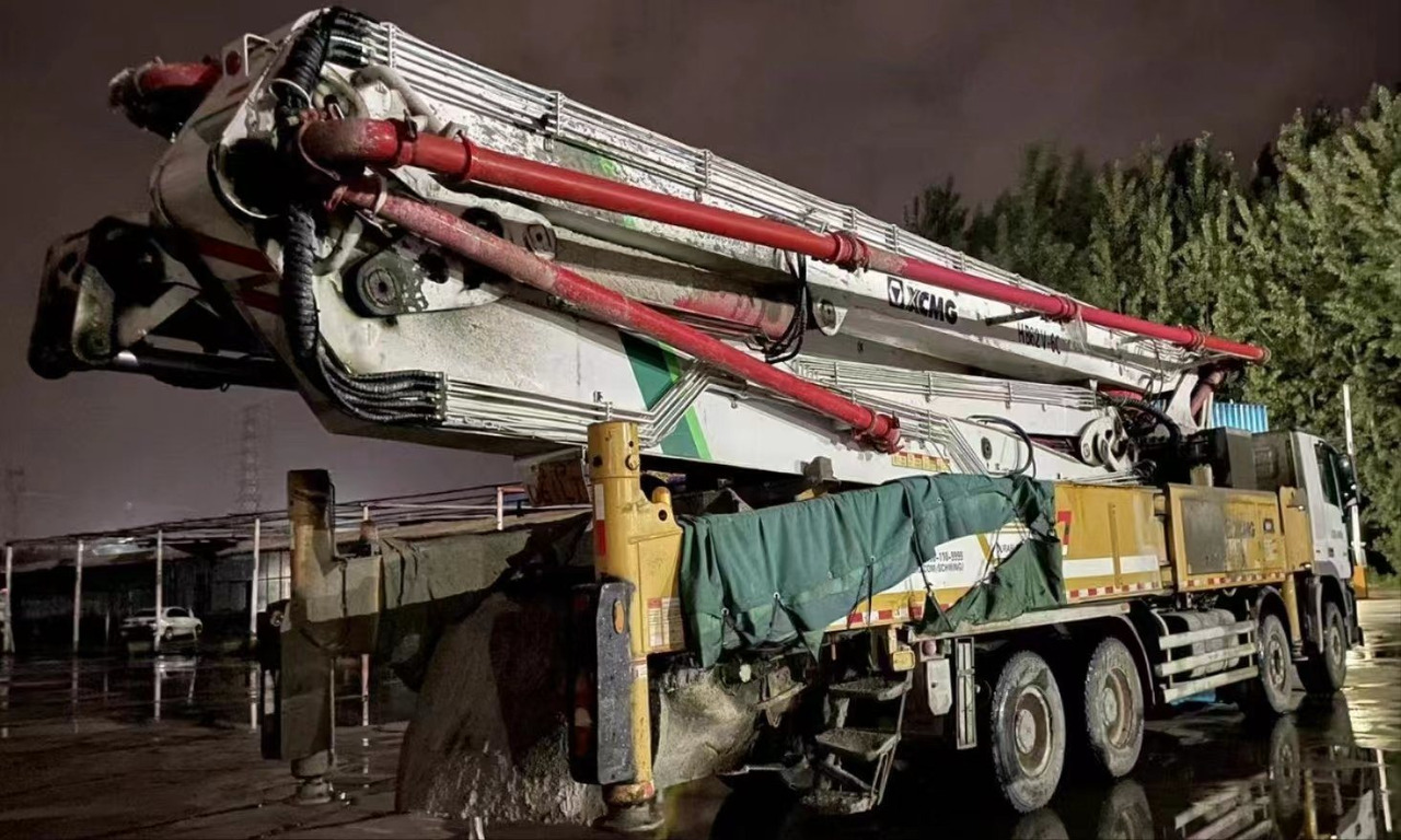 XCMG Official Hb58V Second Hand 58m Concrete Pump Truck Used - Бетон помпа: снимка 5 XCMG Official Hb58V Second Hand 58m Concrete Pump Truck Used - Бетон помпа: снимка 5
