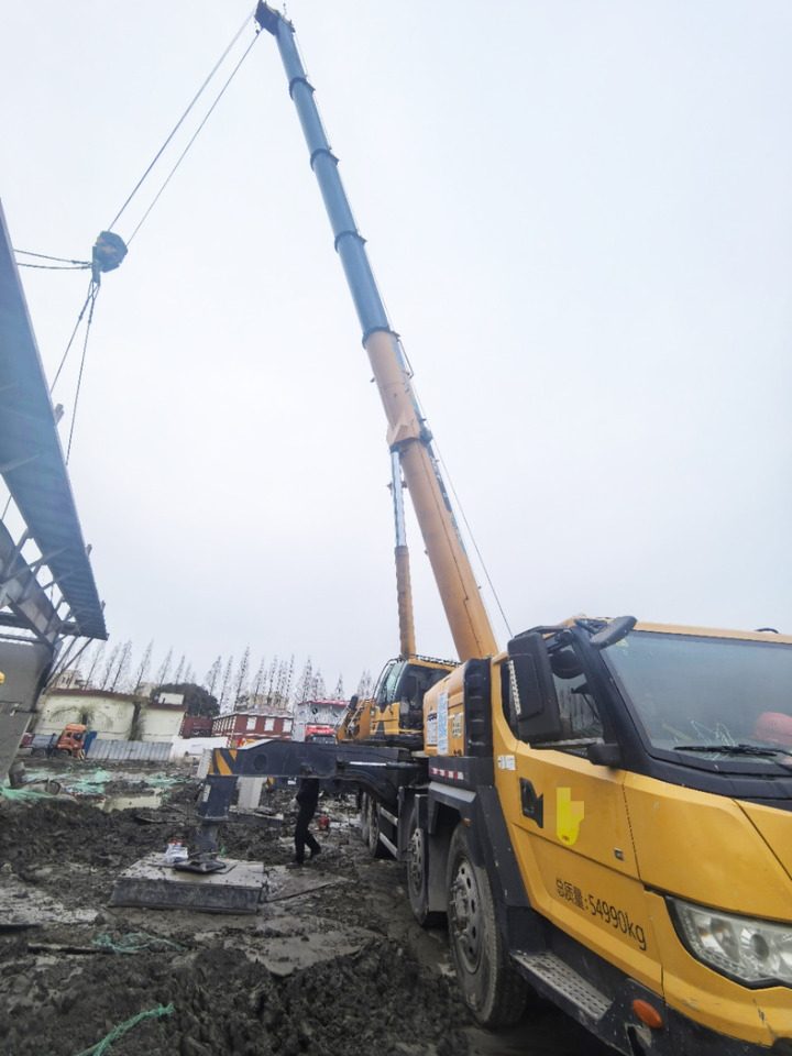 XCMG Official Second Hand 100 Ton Truck Crane XCT100 Hydraulic Crane Price - Автокран: снимка 4 XCMG Official Second Hand 100 Ton Truck Crane XCT100 Hydraulic Crane Price - Автокран: снимка 4