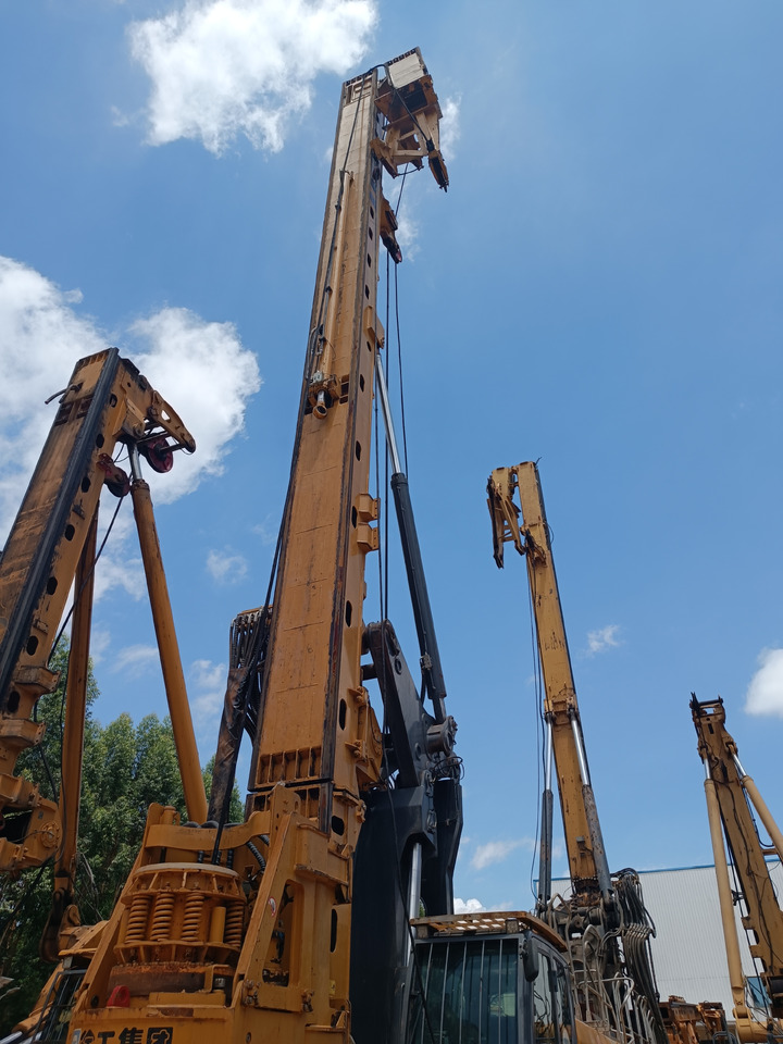 XCMG Official Second Hand 2020 Year XR240E Rotary Drilling Crawler Drilling Machine With Best Sale - Пробивна машина: снимка 3 XCMG Official Second Hand 2020 Year XR240E Rotary Drilling Crawler Drilling Machine With Best Sale - Пробивна машина: снимка 3