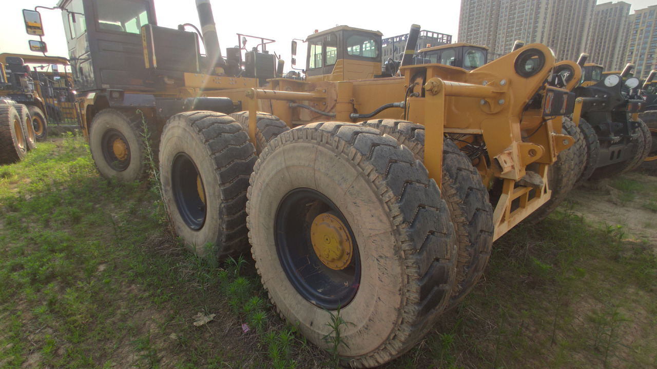 XCMG Official Second Hand 70 Ton 6x4 Dump Truck XDM80 China Tipper Trucks For Sale - Самосвал: снимка 3 XCMG Official Second Hand 70 Ton 6x4 Dump Truck XDM80 China Tipper Trucks For Sale - Самосвал: снимка 3