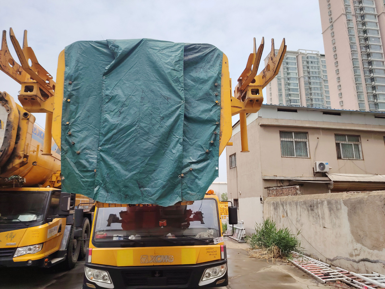 XCMG Official Second Hand Construction Big Crane QAY650A 650 Tons All Terrain Cranes With Good Condition - Кран за всякакви терени: снимка 4 XCMG Official Second Hand Construction Big Crane QAY650A 650 Tons All Terrain Cranes With Good Condition - Кран за всякакви терени: снимка 4