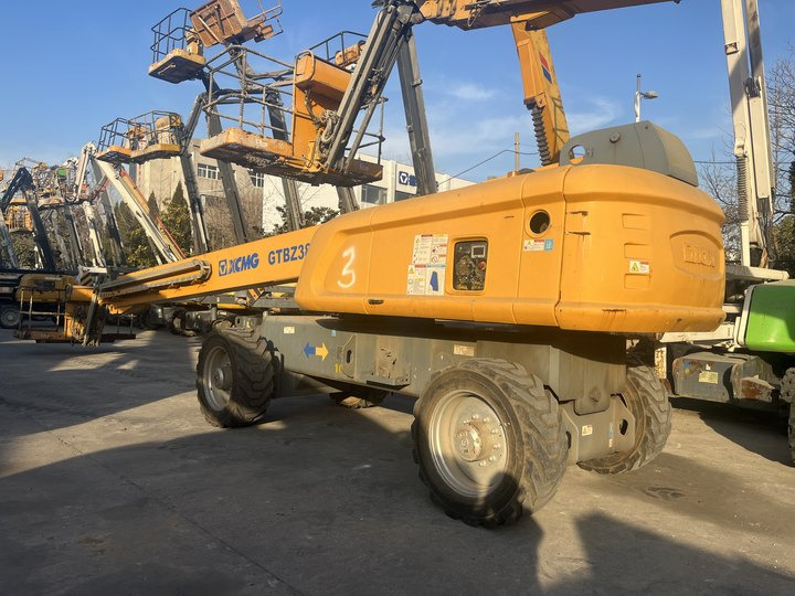 XCMG Official Second Hand Hydraulic Boom Lift GTBZ38S 38m Aerial Work Platform For Sale - Телескопична платформа: снимка 4 XCMG Official Second Hand Hydraulic Boom Lift GTBZ38S 38m Aerial Work Platform For Sale - Телескопична платформа: снимка 4