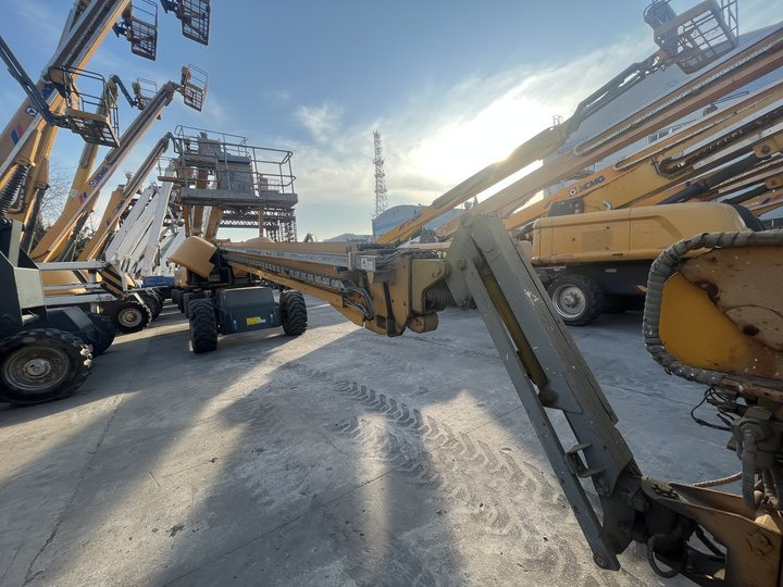 XCMG Official Second Hand Hydraulic Boom Lift GTBZ38S 38m Aerial Work Platform For Sale - Телескопична платформа: снимка 2 XCMG Official Second Hand Hydraulic Boom Lift GTBZ38S 38m Aerial Work Platform For Sale - Телескопична платформа: снимка 2