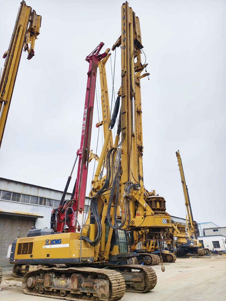 XCMG Official Second Hand Rotary Drill XR180D Used Borehole Drilling Rig Price - Пробивна машина: снимка 4 XCMG Official Second Hand Rotary Drill XR180D Used Borehole Drilling Rig Price - Пробивна машина: снимка 4