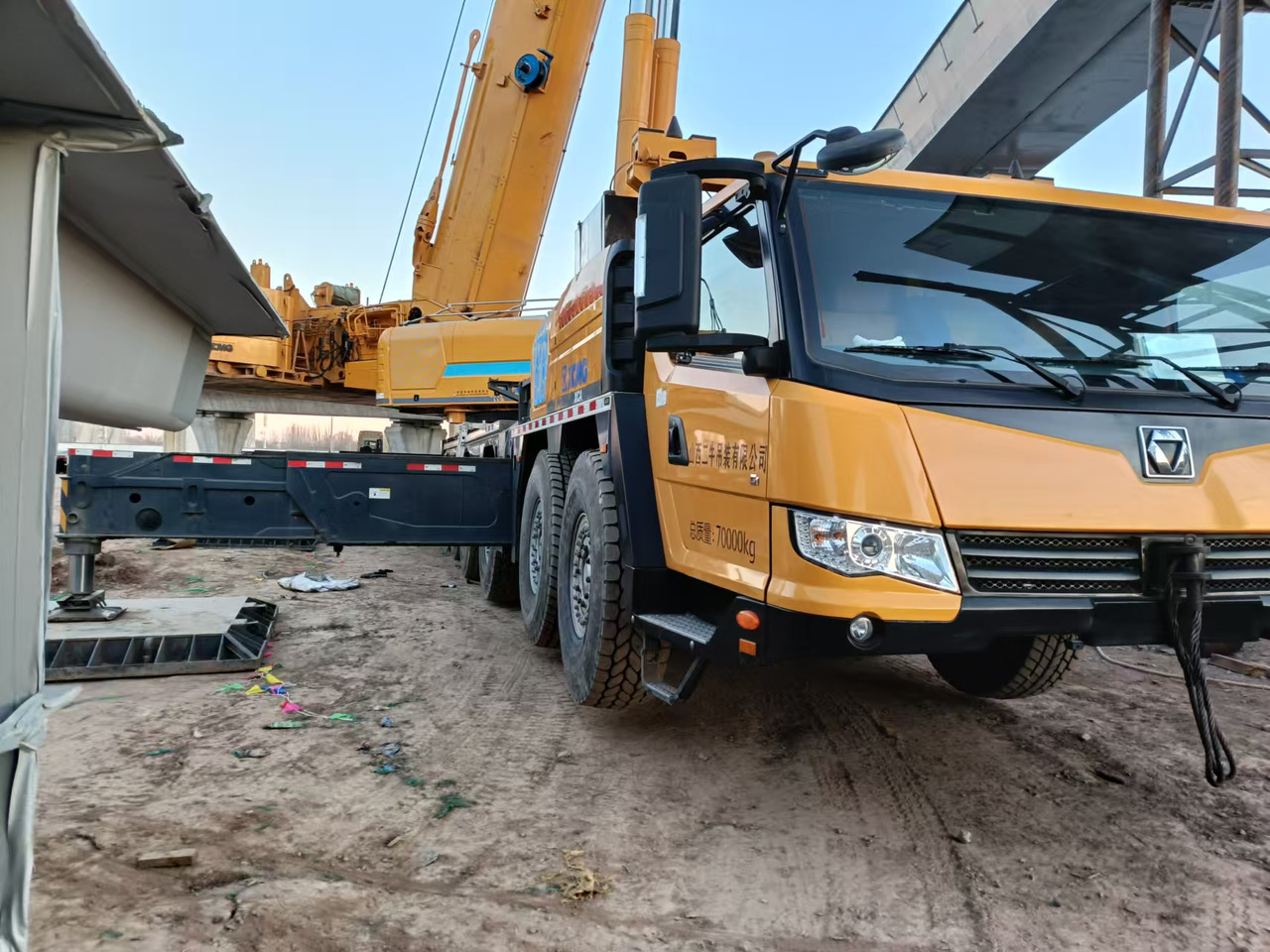 XCMG Official Used 460t All Terrain Crane XCA460 Hydraulic Truck Crane Hot Sale - Кран за всякакви терени: снимка 2 XCMG Official Used 460t All Terrain Crane XCA460 Hydraulic Truck Crane Hot Sale - Кран за всякакви терени: снимка 2