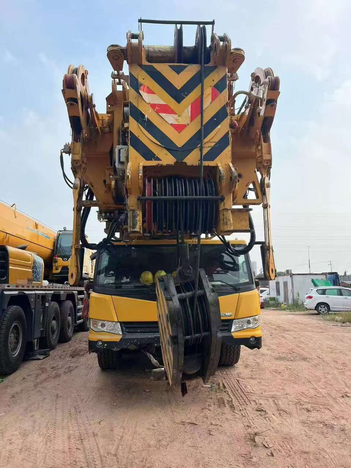 XCMG Official Used Boom Truck Crane XCA300 300t Diesel All Terrain Crane Best Sale - Кран за всякакви терени: снимка 3 XCMG Official Used Boom Truck Crane XCA300 300t Diesel All Terrain Crane Best Sale - Кран за всякакви терени: снимка 3