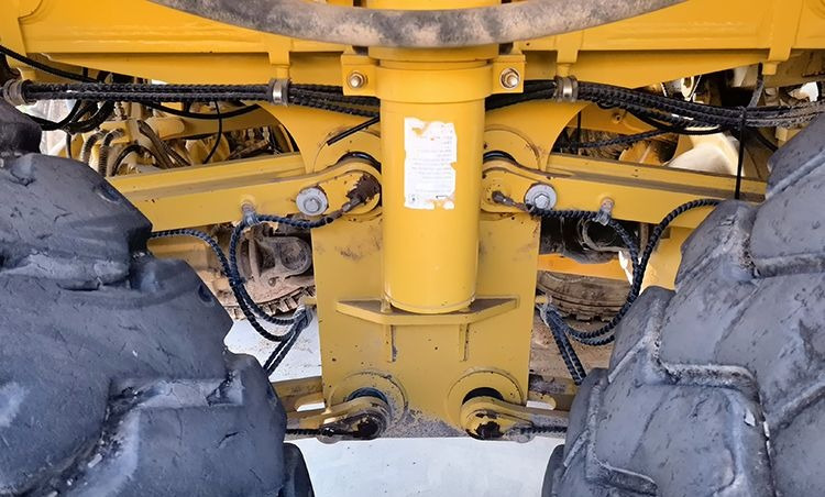 XCMG Official Used Cheap Tipper Truck XDR85T 70 Ton Mining Dump Truck Price - Самосвал: снимка 3 XCMG Official Used Cheap Tipper Truck XDR85T 70 Ton Mining Dump Truck Price - Самосвал: снимка 3