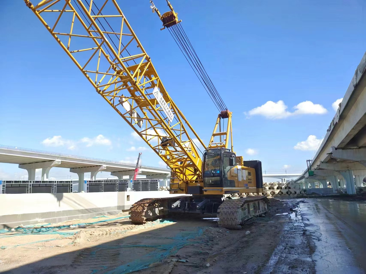XCMG Official Used Crawler Crane 85 Ton XGC85 Used Mobile Crane With High Quality - Верижен кран: снимка 3 XCMG Official Used Crawler Crane 85 Ton XGC85 Used Mobile Crane With High Quality - Верижен кран: снимка 3