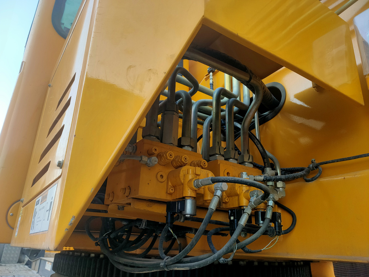 XCMG Official Used Mobile Truck Crane QY80K5D 85 Ton Mobile Hydraulic Crane Price - Автокран: снимка 5 XCMG Official Used Mobile Truck Crane QY80K5D 85 Ton Mobile Hydraulic Crane Price - Автокран: снимка 5