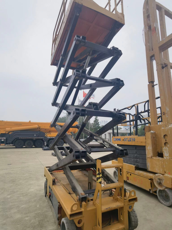 XCMG Official Used Self Propelled Lift GTJZ1012 10m Scissors Lift Platform Price List - Ножична работна платформа: снимка 5 XCMG Official Used Self Propelled Lift GTJZ1012 10m Scissors Lift Platform Price List - Ножична работна платформа: снимка 5