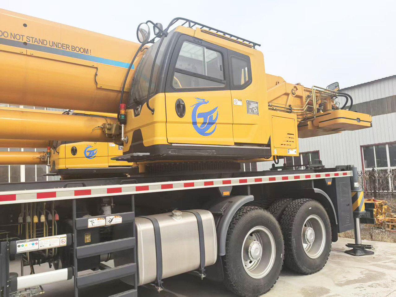 XCMG Official Used Truck-mounted Cranes QY80K5C 80Ton Mobile Cranes Price List - Автокран: снимка 4 XCMG Official Used Truck-mounted Cranes QY80K5C 80Ton Mobile Cranes Price List - Автокран: снимка 4