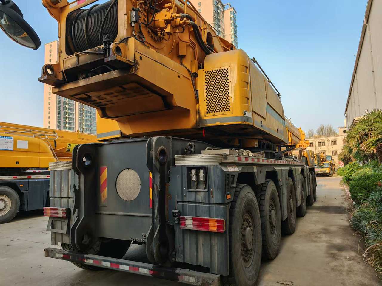 XCMG Official XCA460 Second Hand All Terrain Crane 460t Mobile Lifting Crane - Кран за всякакви терени: снимка 3 XCMG Official XCA460 Second Hand All Terrain Crane 460t Mobile Lifting Crane - Кран за всякакви терени: снимка 3