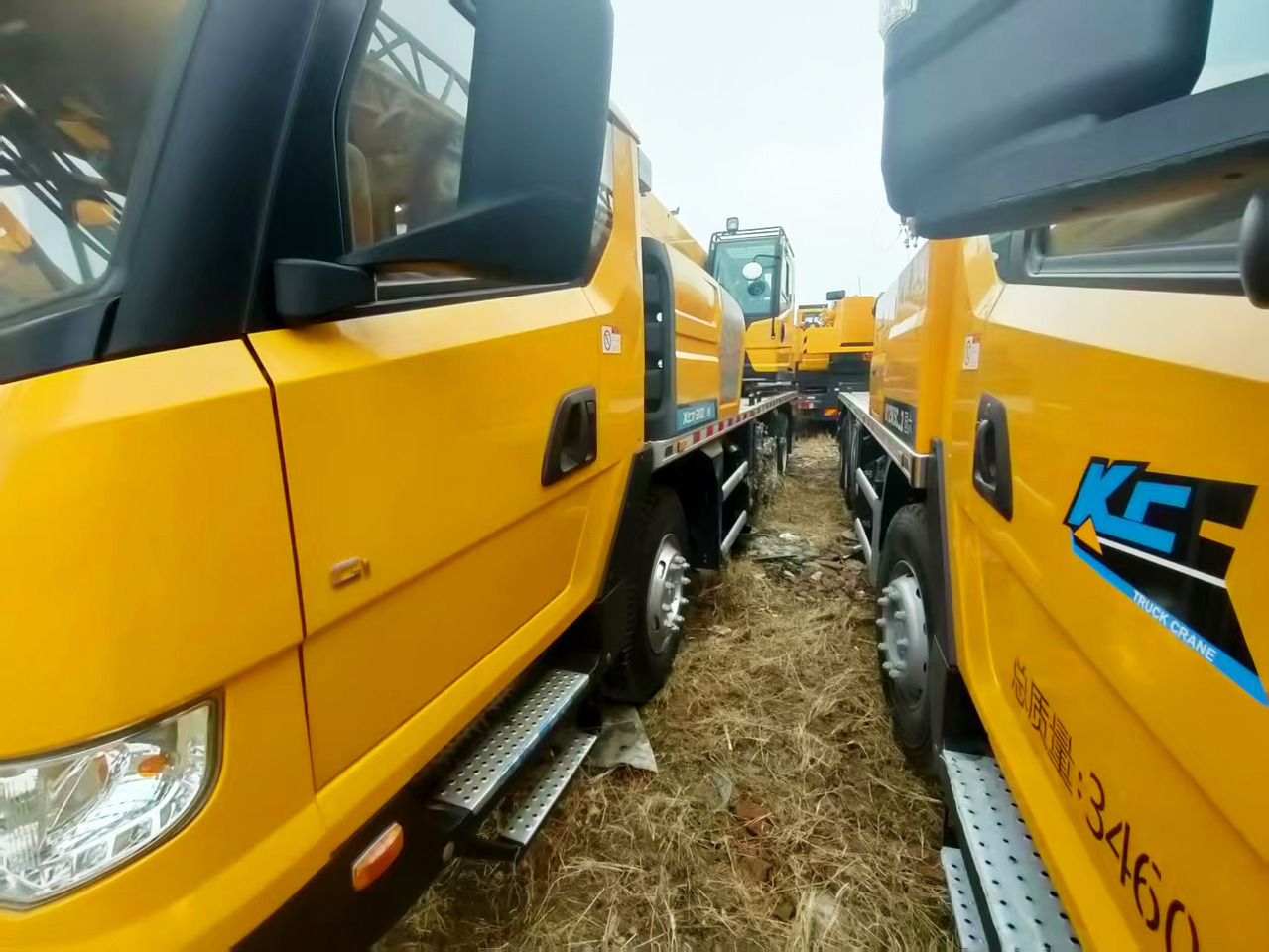 XCMG Official XCT30_M Used Hydraulic Arm Crane For Trucks With High Quality - Автокран: снимка 3 XCMG Official XCT30_M Used Hydraulic Arm Crane For Trucks With High Quality - Автокран: снимка 3