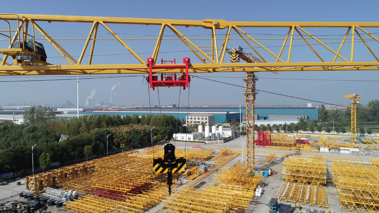 XCMG Official XGT6515B-10S 10Ton 60-meter Construction Buliding Flat Top Tower Crane In Stock - Кулокран: снимка 3 XCMG Official XGT6515B-10S 10Ton 60-meter Construction Buliding Flat Top Tower Crane In Stock - Кулокран: снимка 3