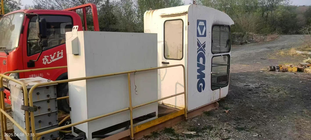 XCMG Official XGT7020-10S1 Crane Lifting Equipment 10t Used Topless Crane For Sale - Кулокран: снимка 4 XCMG Official XGT7020-10S1 Crane Lifting Equipment 10t Used Topless Crane For Sale - Кулокран: снимка 4