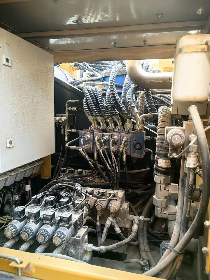 XCMG Official XR160E 56m Depth Hydraulic Borehole Drilling Rig Machine Rotary Piling - Пробивна машина: снимка 2 XCMG Official XR160E 56m Depth Hydraulic Borehole Drilling Rig Machine Rotary Piling - Пробивна машина: снимка 2