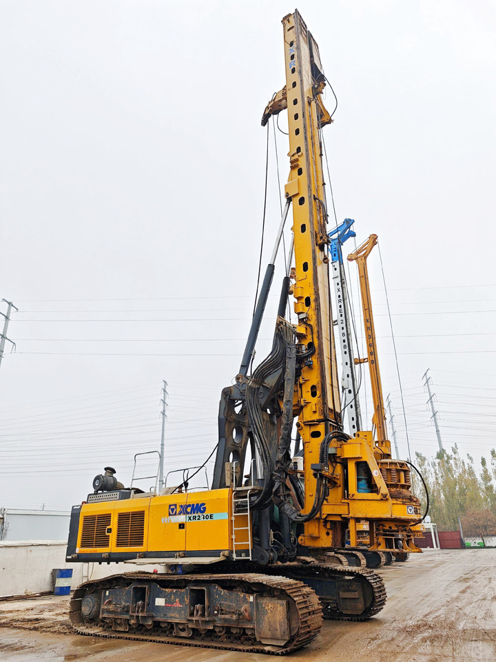 XCMG Official XR240E Rotary Drilling Rig Machine Used Diesel Hydraulic Drilling Rig Price - Пробивна машина: снимка 3 XCMG Official XR240E Rotary Drilling Rig Machine Used Diesel Hydraulic Drilling Rig Price - Пробивна машина: снимка 3