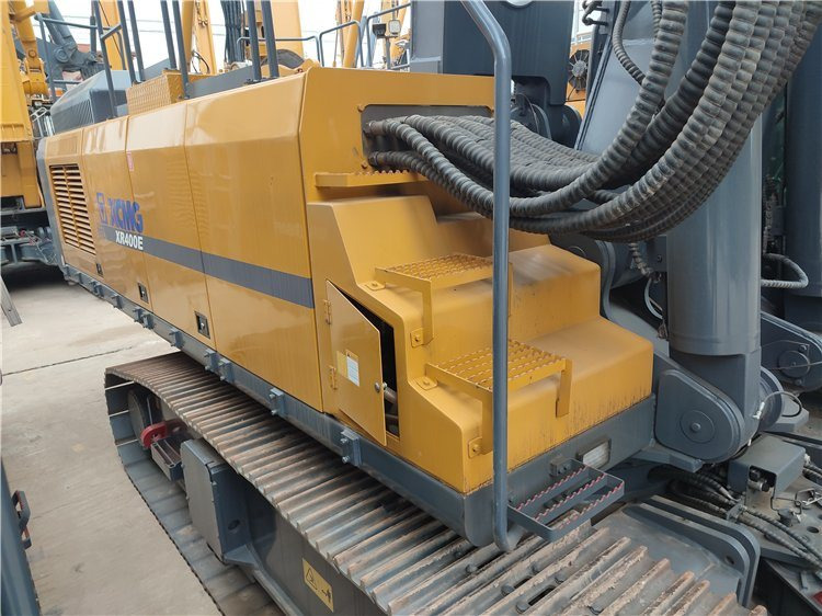 XCMG Official Xe400e Second Hand Hydraulic Rotary Piling Rig Used Rotary Table Drilling Rig - Машина за набиване: снимка 4 XCMG Official Xe400e Second Hand Hydraulic Rotary Piling Rig Used Rotary Table Drilling Rig - Машина за набиване: снимка 4