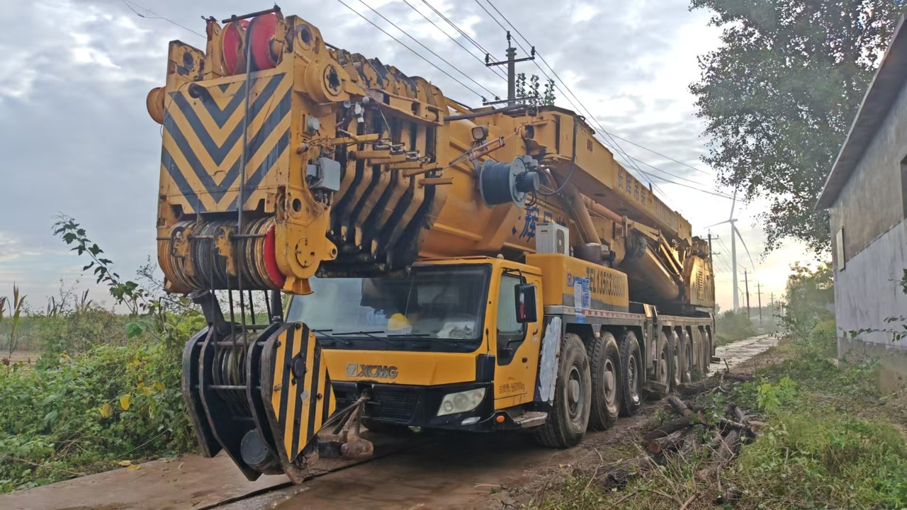 XCMG QAY500 used 500ton diesel all terrain truck crane with telescopic arm price - Кран за всякакви терени: снимка 2 XCMG QAY500 used 500ton diesel all terrain truck crane with telescopic arm price - Кран за всякакви терени: снимка 2