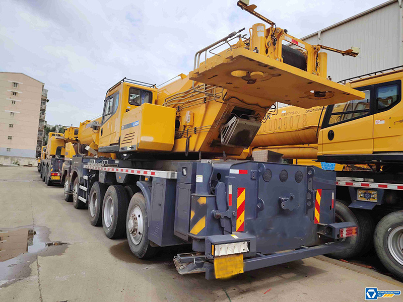 XCMG QY95K7C used 95 ton mobile crane with good condition - Автокран: снимка 4 XCMG QY95K7C used 95 ton mobile crane with good condition - Автокран: снимка 4