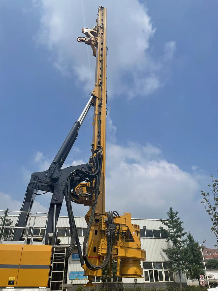 XCMG Used Drilling Rigs Rig Machine XR380E Pile Rig top supplier - Пробивна машина: снимка 2 XCMG Used Drilling Rigs Rig Machine XR380E Pile Rig top supplier - Пробивна машина: снимка 2