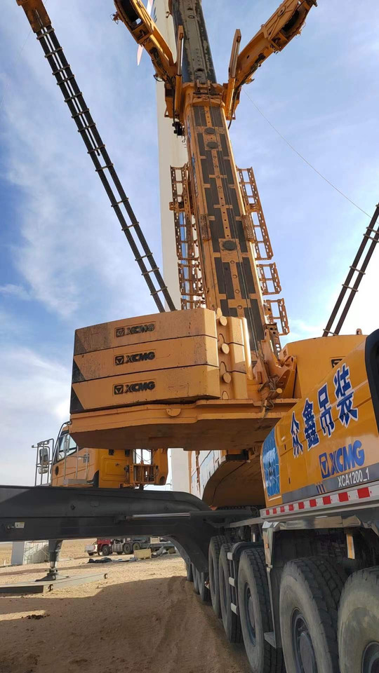 XCMG XCA1200 Used Boom Mobile All Terrain Crane 1200 Ton Crane Truck - Кран за всякакви терени: снимка 3 XCMG XCA1200 Used Boom Mobile All Terrain Crane 1200 Ton Crane Truck - Кран за всякакви терени: снимка 3