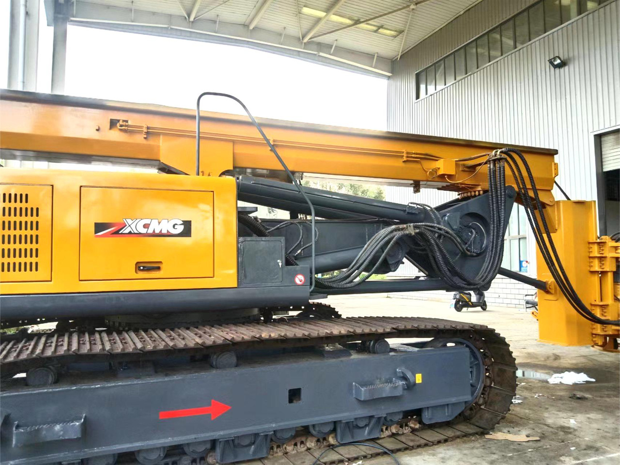 XCMG XCMG Officail XR220D used hydraulic rotary drilling rig for sale - Пробивна машина: снимка 4 XCMG XCMG Officail XR220D used hydraulic rotary drilling rig for sale - Пробивна машина: снимка 4
